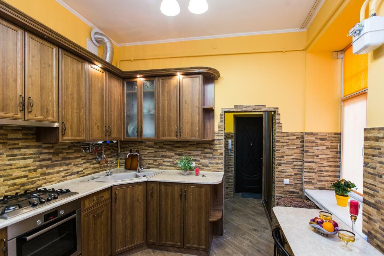 Apartments On Sholom Aleichem Та Ще Варіант Поруч Lviv Bagian luar foto