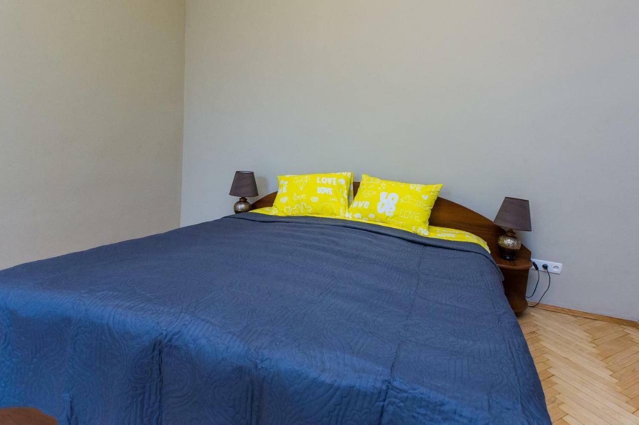 Apartments On Sholom Aleichem Та Ще Варіант Поруч Lviv Bagian luar foto
