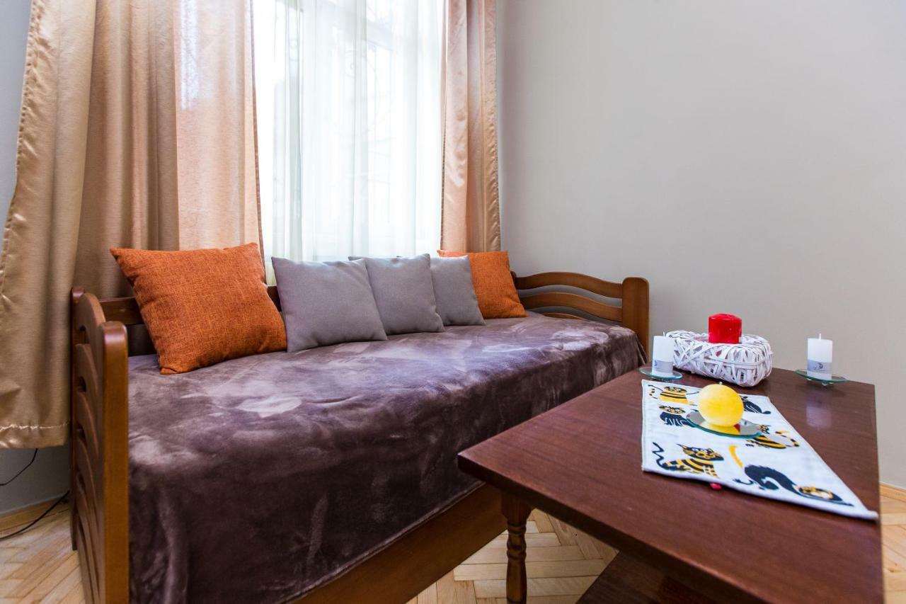 Apartments On Sholom Aleichem Та Ще Варіант Поруч Lviv Bagian luar foto