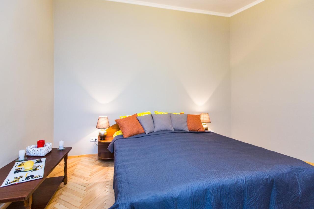 Apartments On Sholom Aleichem Та Ще Варіант Поруч Lviv Bagian luar foto